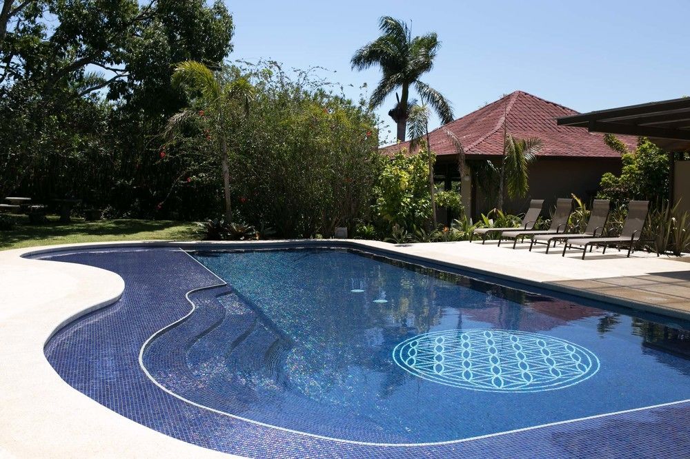 Pura Vida Retreat & Spa Pilas Eksteriør bilde
