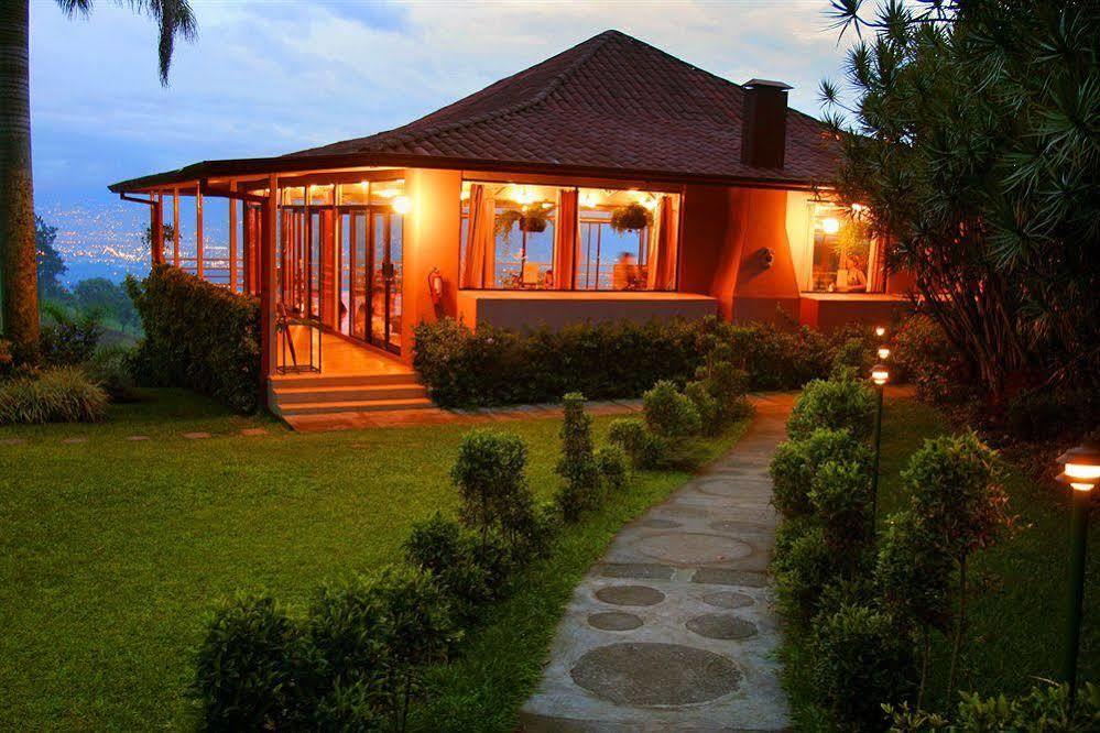 Pura Vida Retreat & Spa Pilas Eksteriør bilde